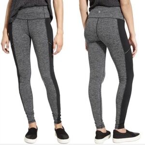 Athleta small Metro Drifter High Rise Legging In Black & Gray 2 Zip Pockets